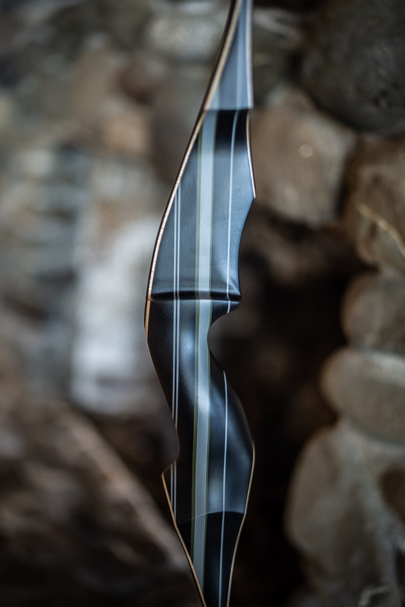 SN# 25148 Rare CUSTOM G10/Micarta Damon Howatt MAMBA ELITE (Custom Black Micarta + Green / Grey G10 Multi-Layered + Black Glass) RH 50# (58" AMO) 10/10 NEW (RARE, ONLY 1 IN STOCK — READY TO SHIP)